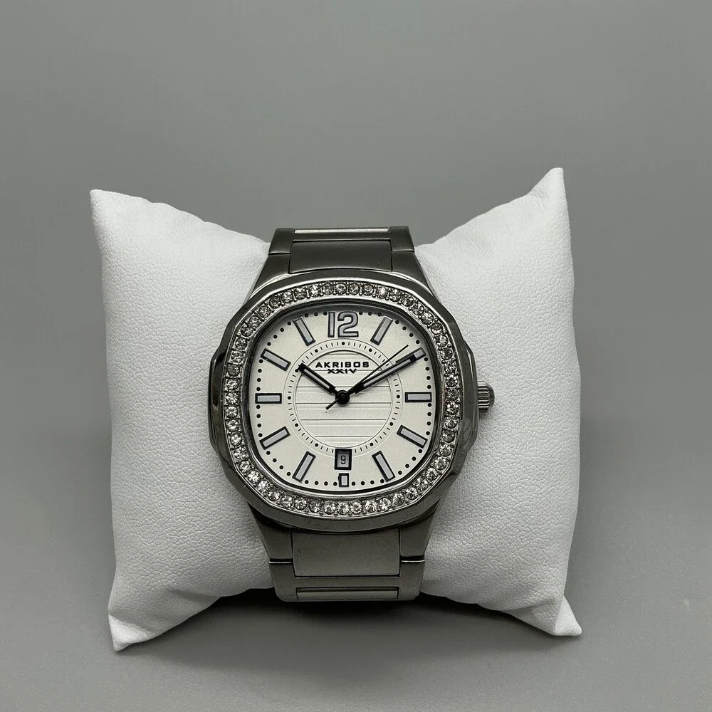 Akribos XXIV AK550SS7 Mens Watch 41mm Silver Tone Crystals Steel New Battery 6